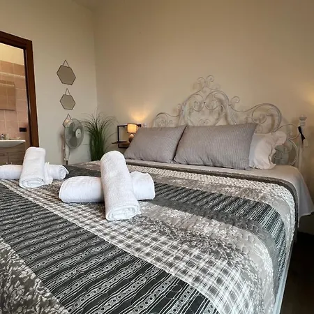 Panorama Bed & Breakfast 4*