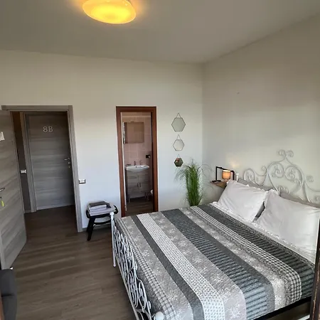 Panorama Bed & Breakfast 4*