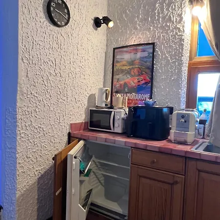 Panorama Bed & Breakfast 4*