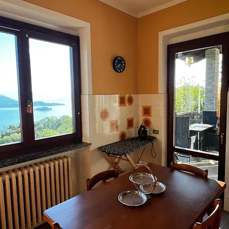 Panorama Bed and breakfast 4*